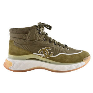 Chanel 19B Green Quilted Platform CC Logo High Top Trainer Sneaker Boot 44 11